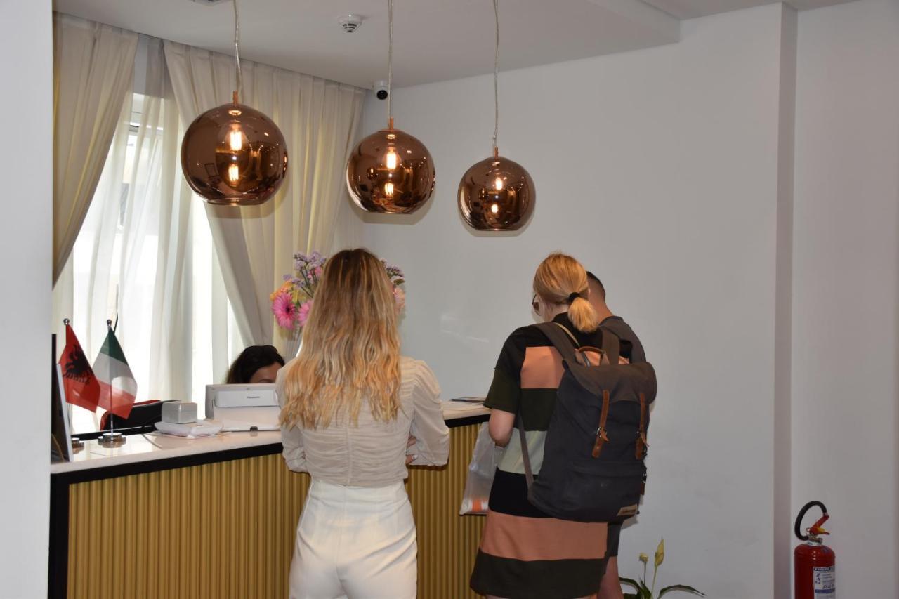 Hotel Ergi'S Durrës Zewnętrze zdjęcie