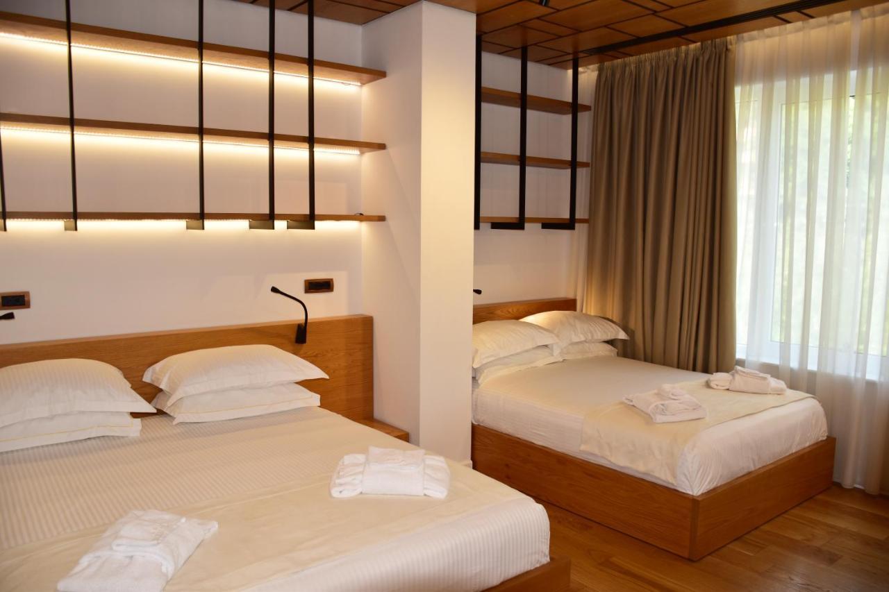 Hotel Ergi'S Durrës Zewnętrze zdjęcie