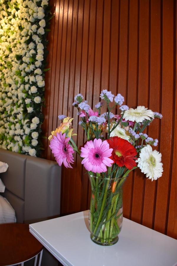 Hotel Ergi'S Durrës Zewnętrze zdjęcie