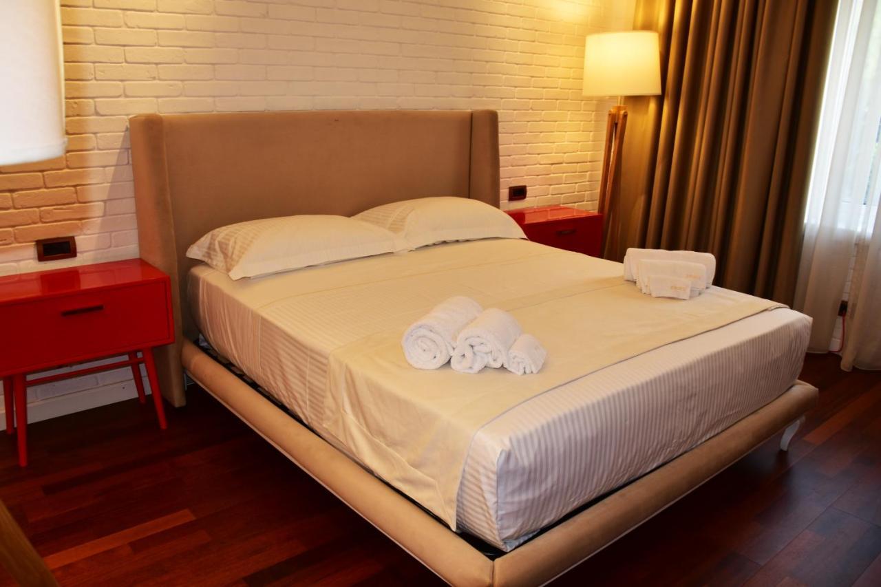 Hotel Ergi'S Durrës Zewnętrze zdjęcie