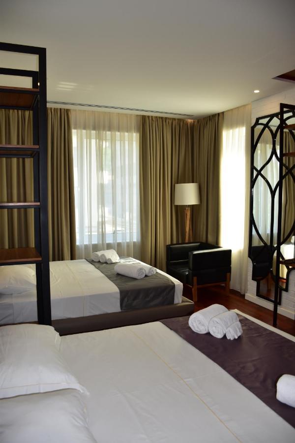 Hotel Ergi'S Durrës Zewnętrze zdjęcie