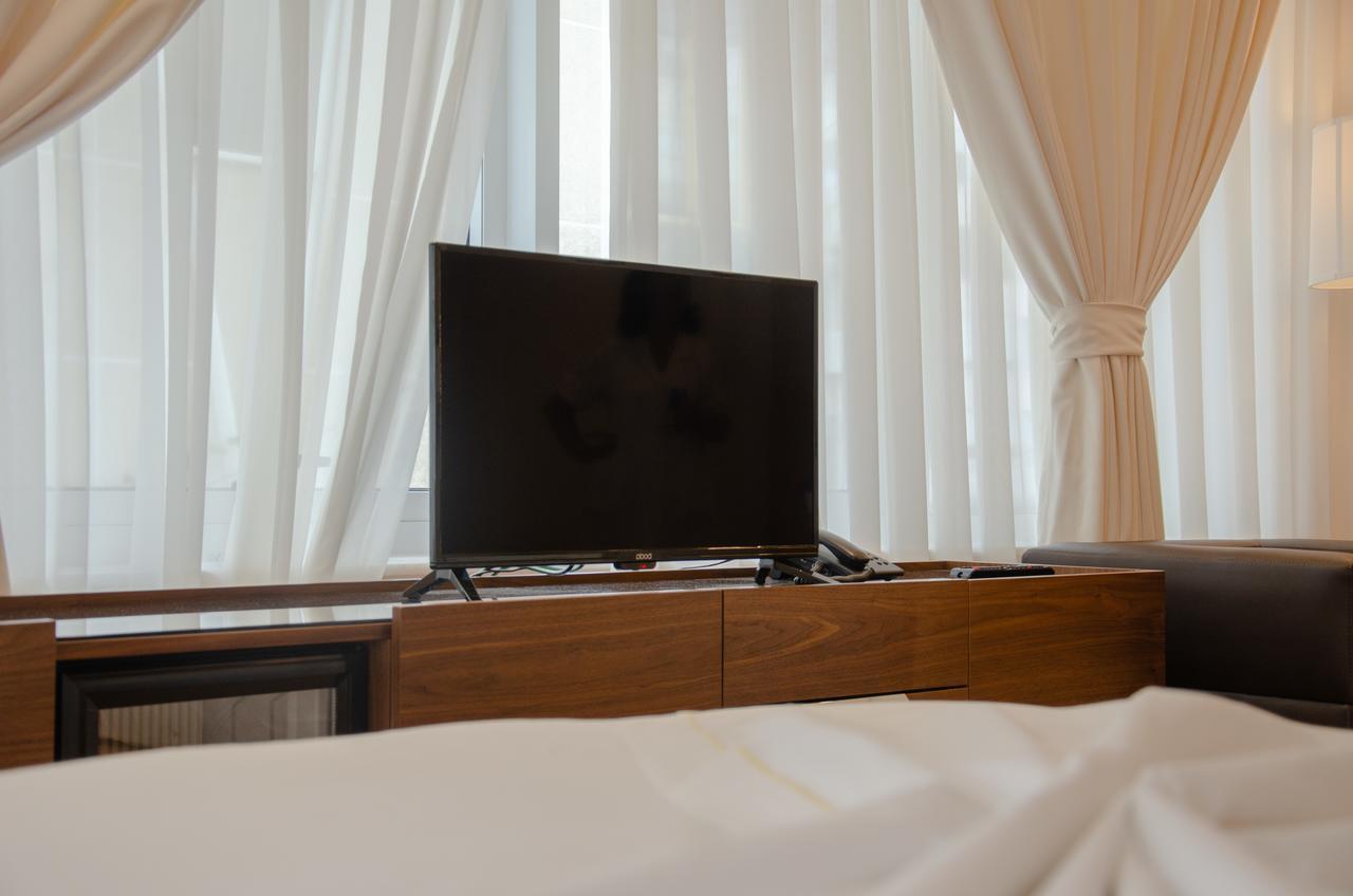 Hotel Ergi'S Durrës Zewnętrze zdjęcie
